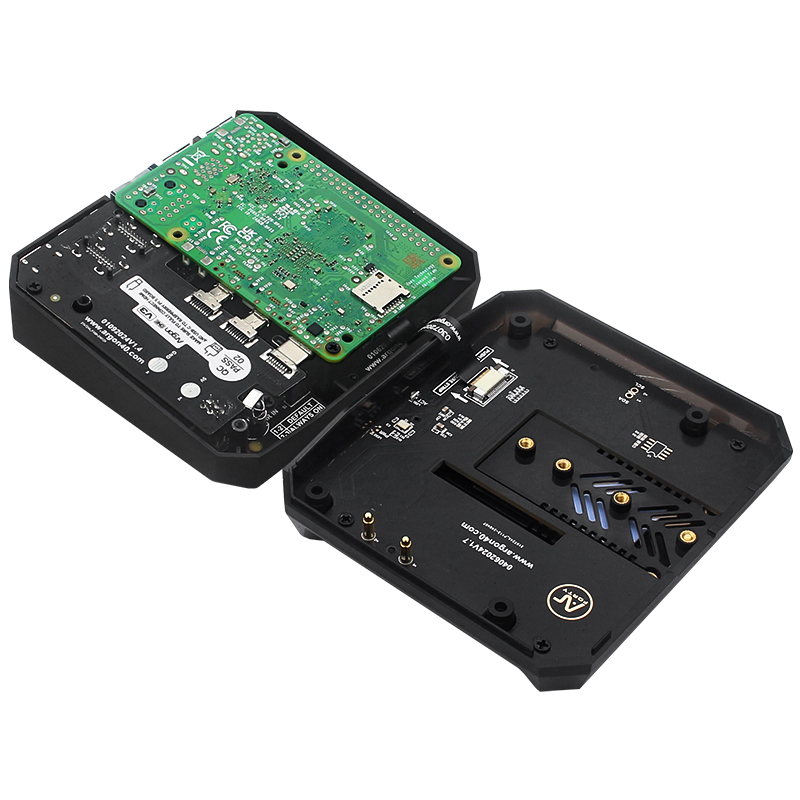 علبة أرجون ون V3 M.2 NVME من ا - مراجعة Turing Pi 2 وسعره